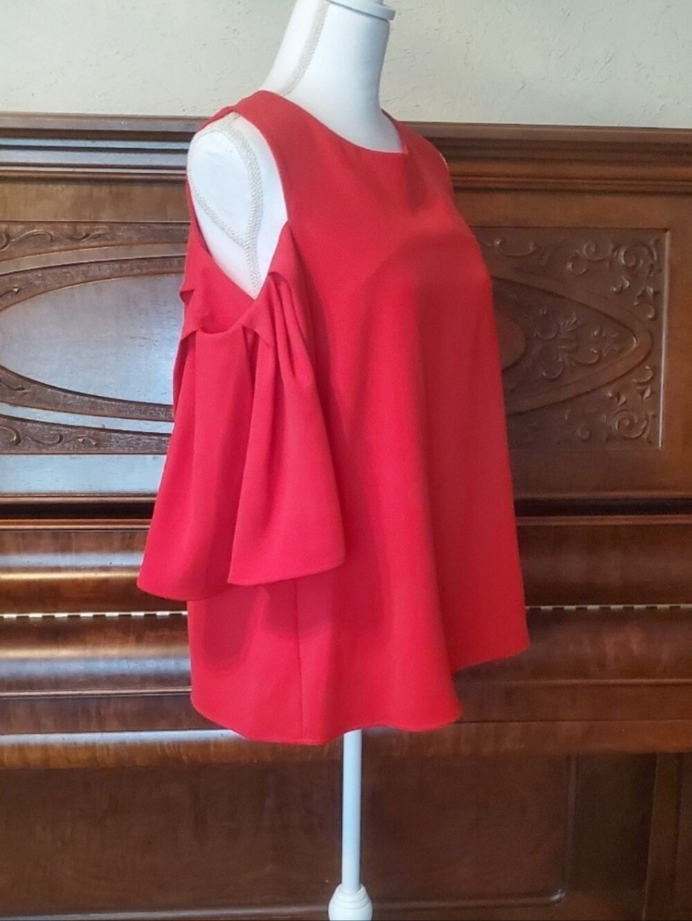 Ro & De Top Red Flutter Sleeve Top Alice and Olivia Top Large Nordstrom Top NEW
